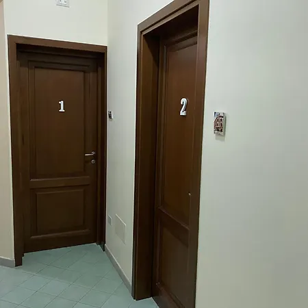 فندق مبيت وإفطار Le 5 Torri 3*