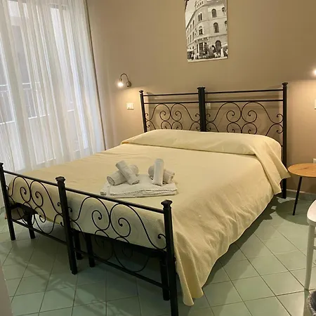 Le 5 Torri Couette-café
